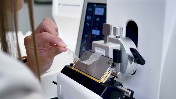 IgesDF lança edital para modernizar análises laboratoriais no DF