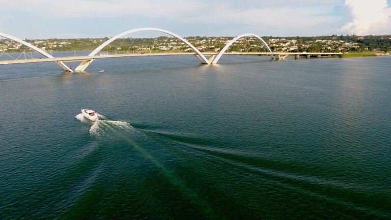 Lago Sul ganha mobilidade com reforma da Ponte Honestino e obras de recapeamento