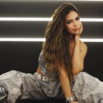 Melody revela detalhes sobre 1º álbum da carreira