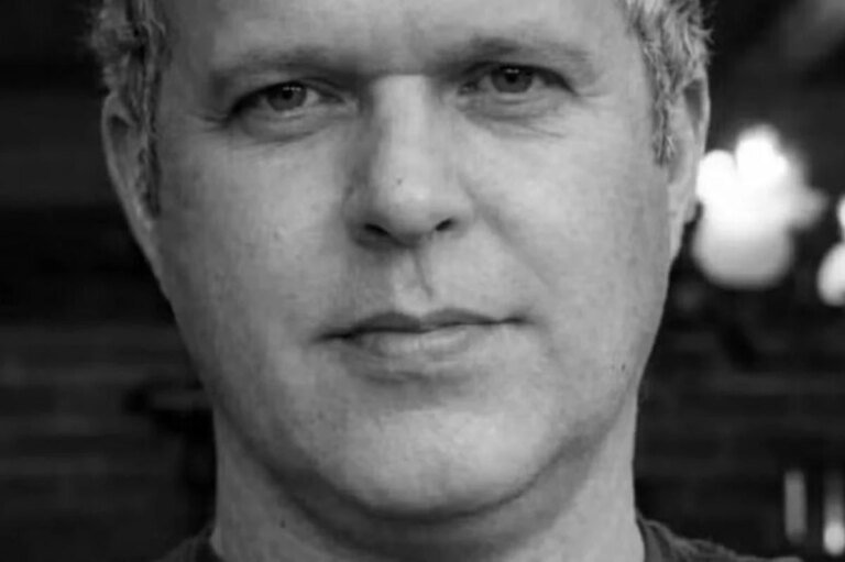 Policiais federais lamentam morte do roteirista Alexandre Fraga