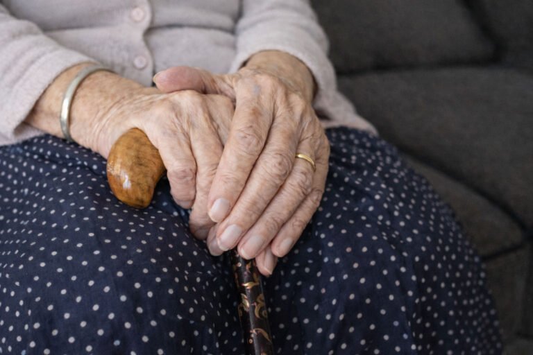 Quarta idade avança no Brasil e pressiona rede de saúde a se adaptar