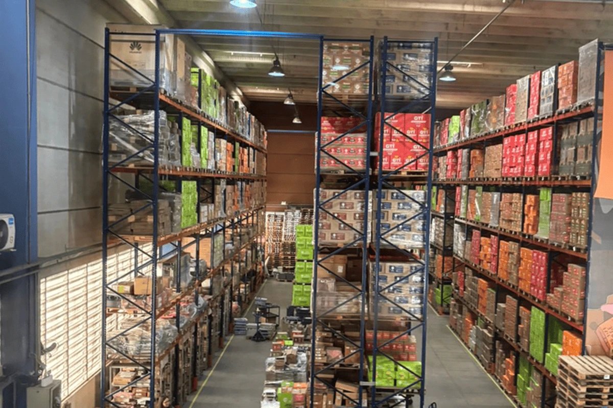 Anvisa apreende 129 mil caixas de cigarros de palha irregulares