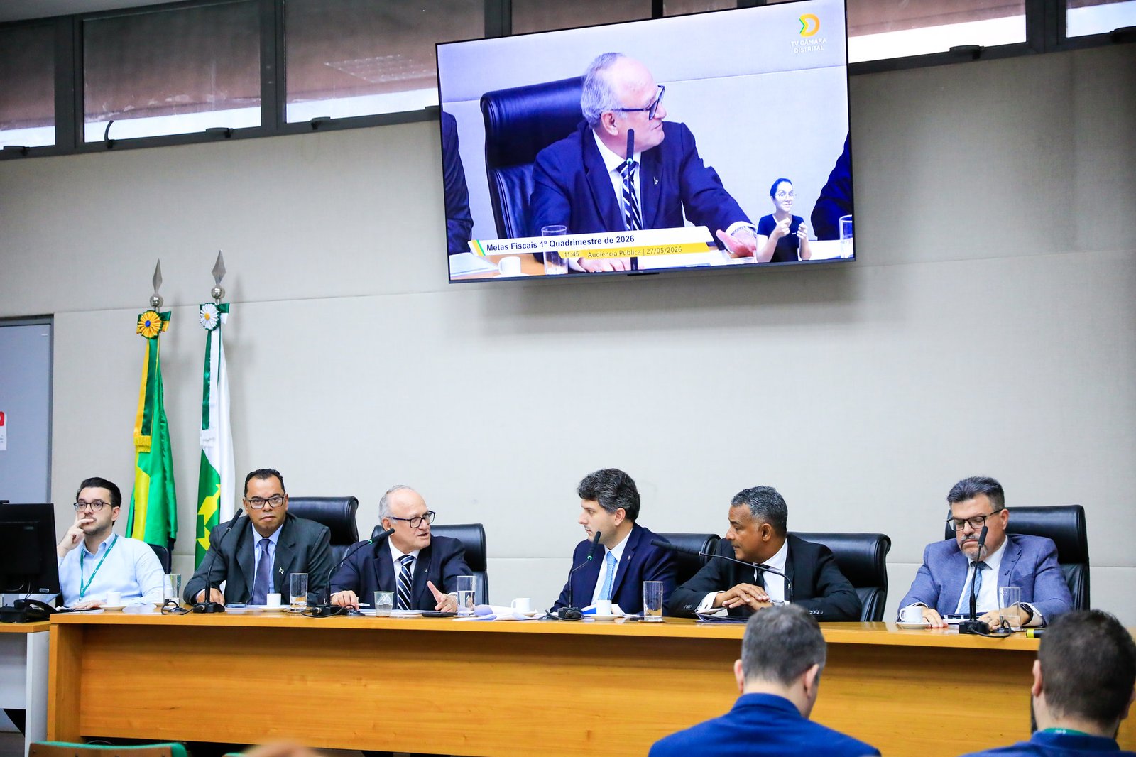 Após medidas de ajuste, GDF mantém previsão de superávit bilionário em 2026