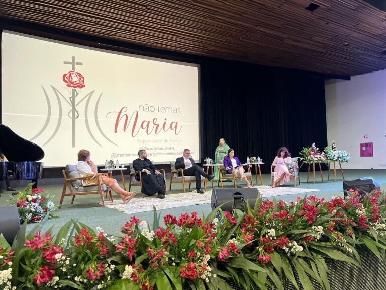 Câmara Legislativa promove sessão solene em homenagem ao projeto Não Temas Maria