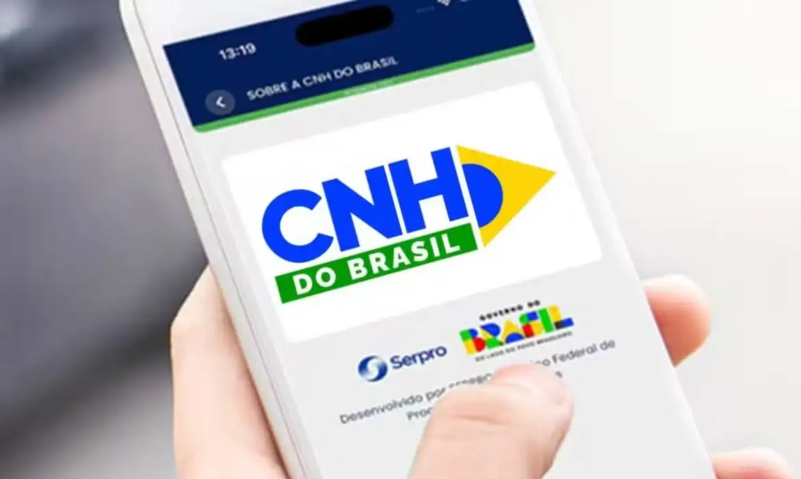 Câmara aprova novas regras para CNH e prevê renovação automática