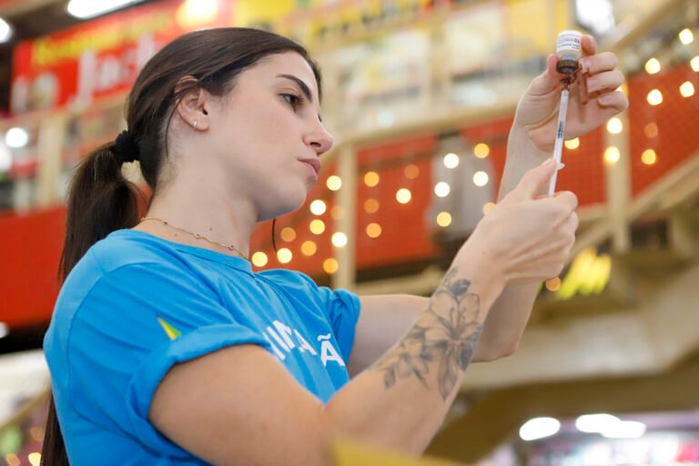 Com reforço nas campanhas, DF alcança 1 milhão de vacinas aplicadas