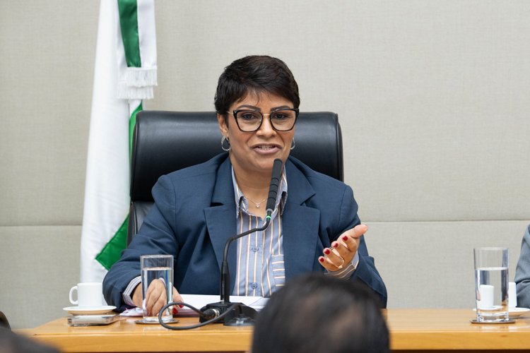 Eliane Souza de Abreu recebe aval da Comissão de Saúde para chefiar o Iges-DF
