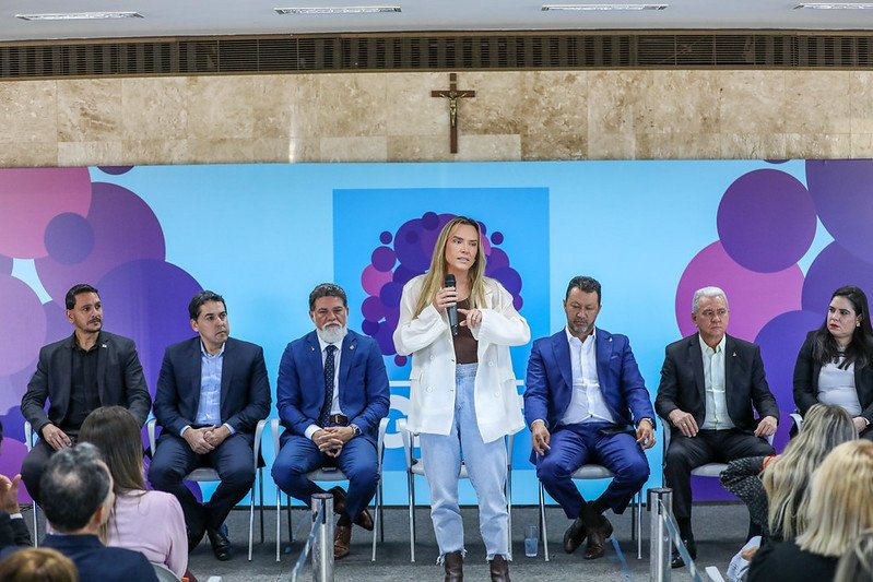 GDF lança 'Farmácia Digital' e moderniza entrega de medicamentos de alto custo
