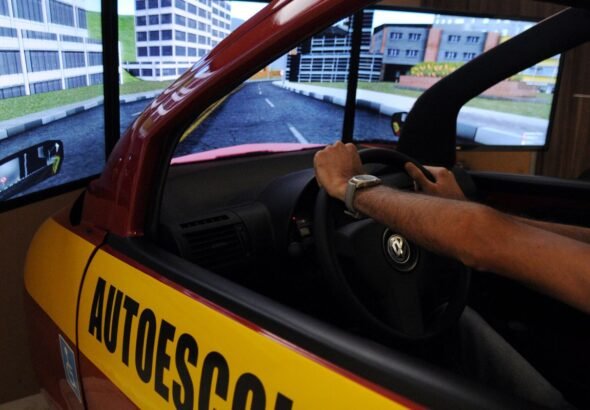 Governo lança sistema para aluno buscar instrutor e autoescola