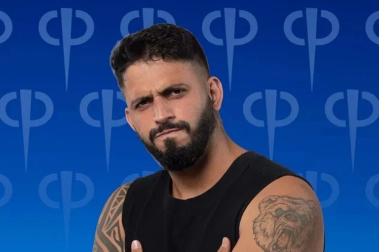 Jovan se pronuncia após desistir do realty