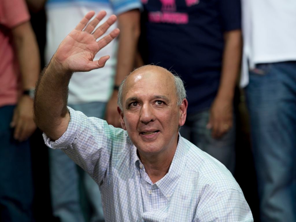 Lei da Ficha Limpa volta ao STF em julgamento que envolve Arruda e ex-governadores