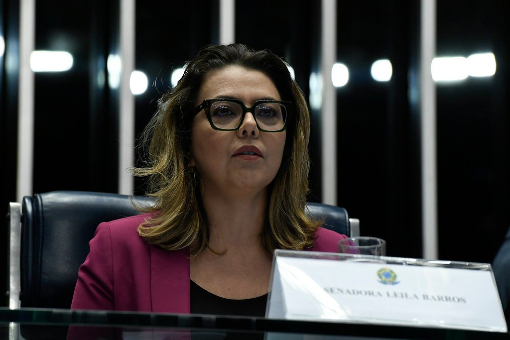 Leila Barros compra versão do “Vero Mentiras”, denuncia portais da ABBP ao MP e recua diante da falta de evidências