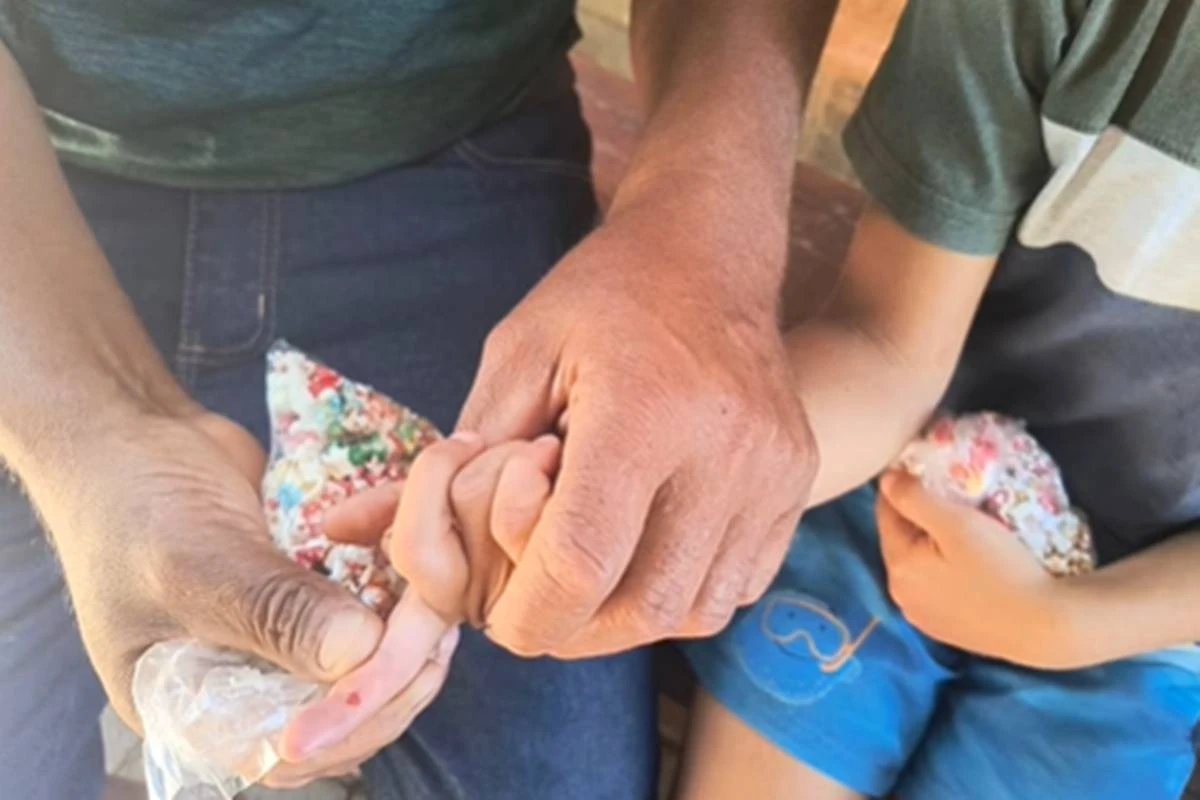 Macaco rouba e ataca criança que tentou alimentá-lo em Formosa