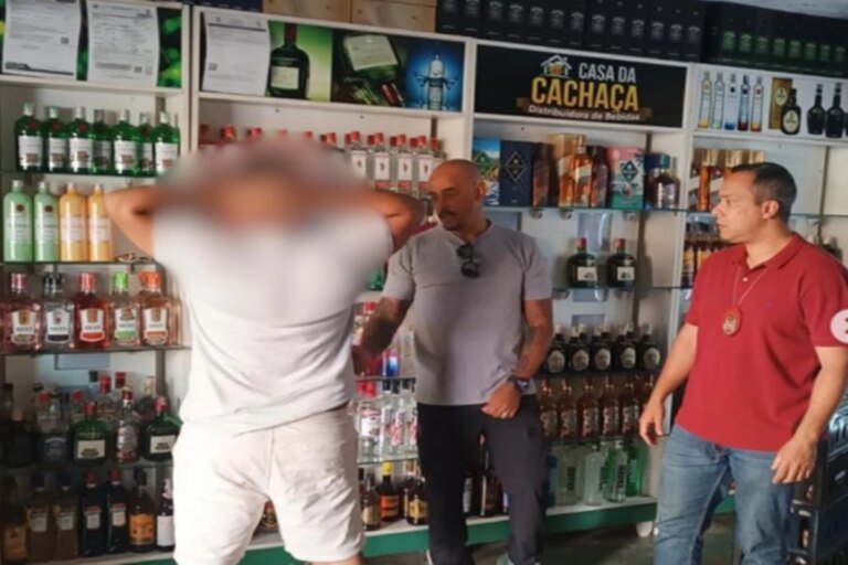 Polícia fecha distribuidora de bebidas usada pelo tráfico no Entorno