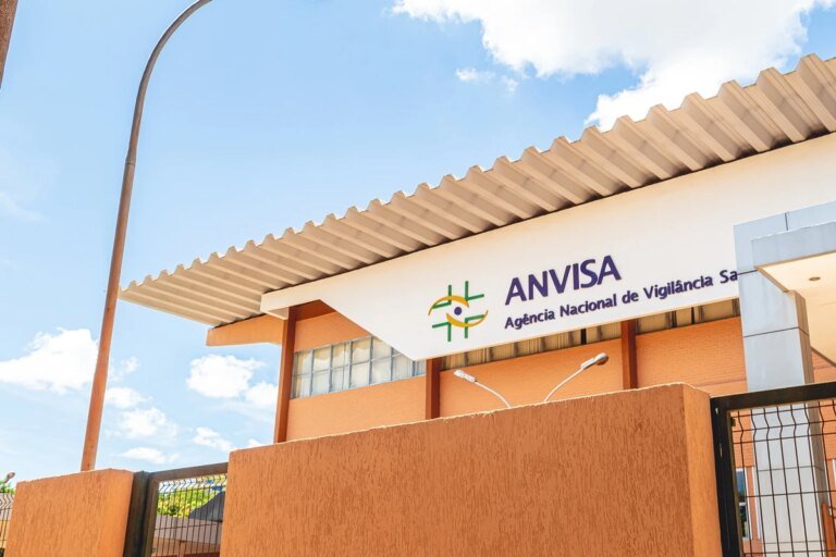 Anvisa determina recolhimento de suplemento com magnésio treonato