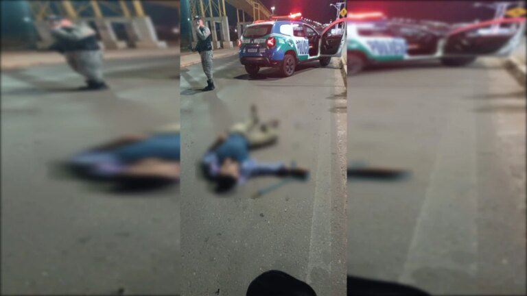 Atiradores em carro vermelho executam homem na frente de shopping