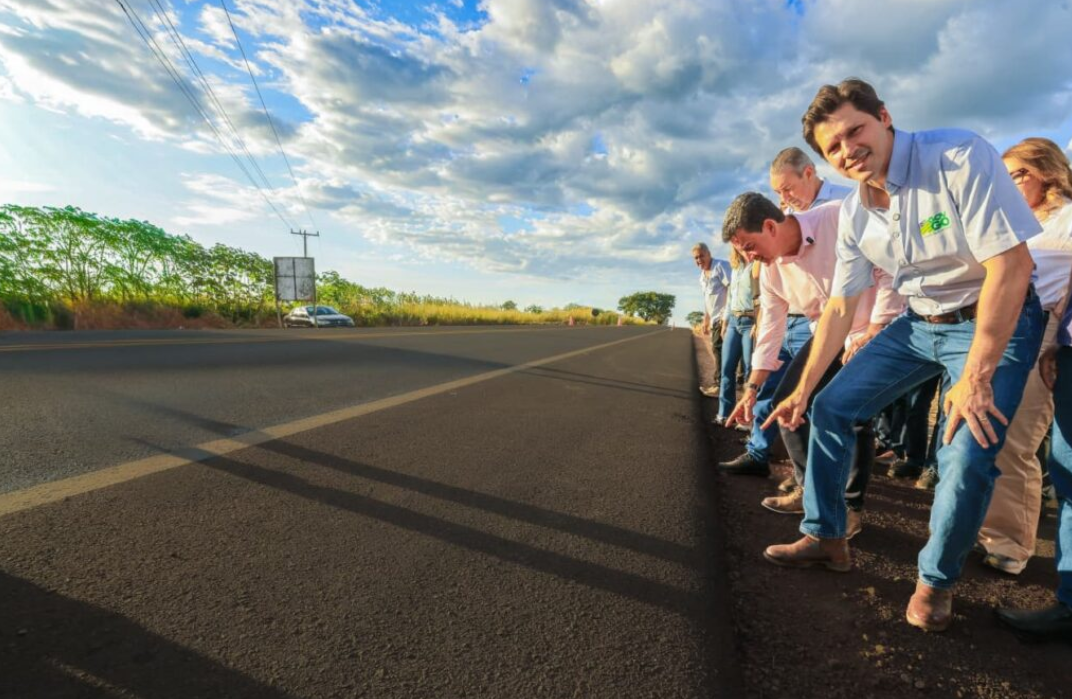 Daniel Vilela percorre 26 municípios e reforça agenda de habitação, segurança e infraestrutura em Goiás