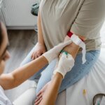 Exame de sangue pode detectar câncer em fase inicial, diz estudo
