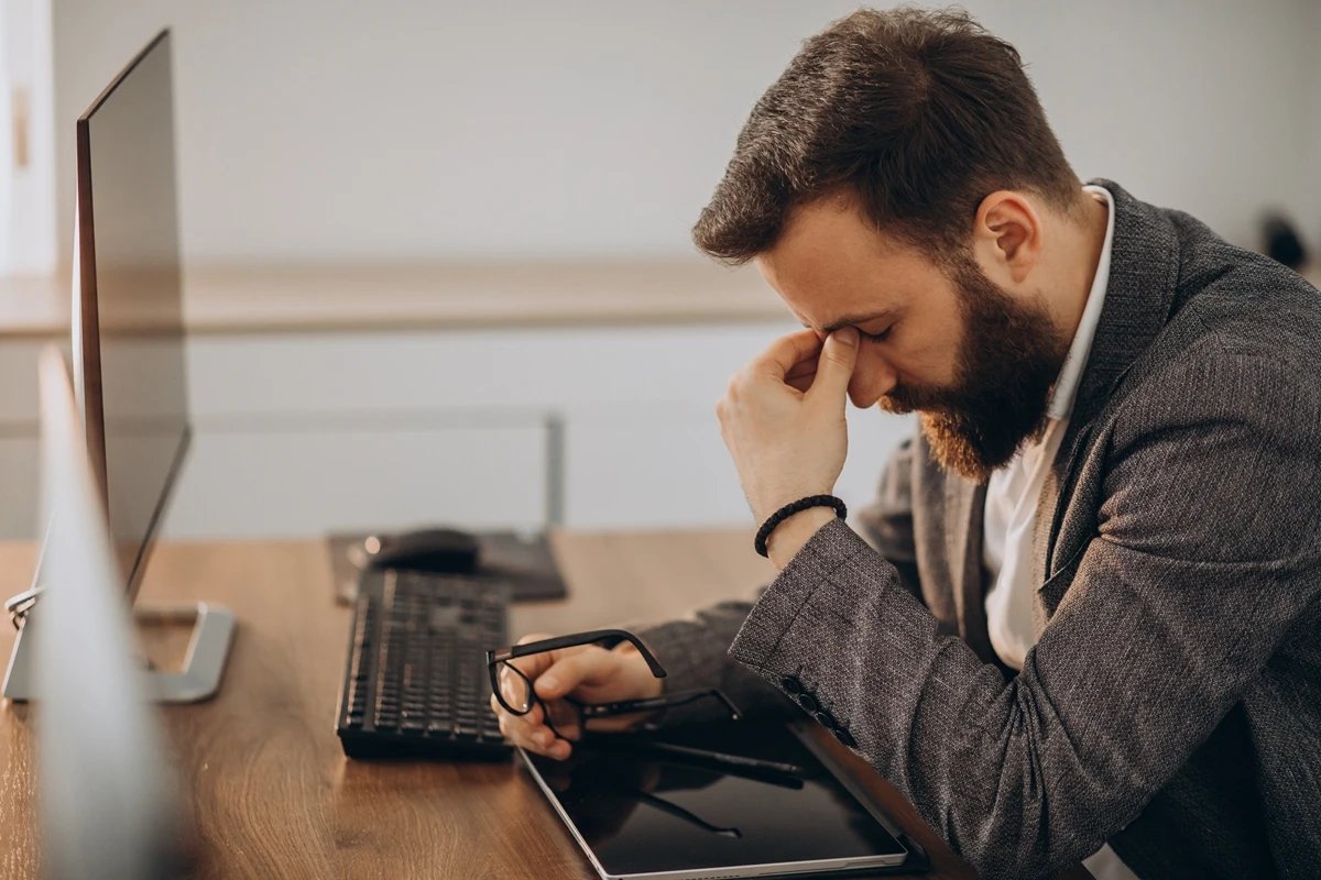 Quando o bom desempenho no trabalho esconde a depressão